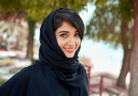 زهرا نادری